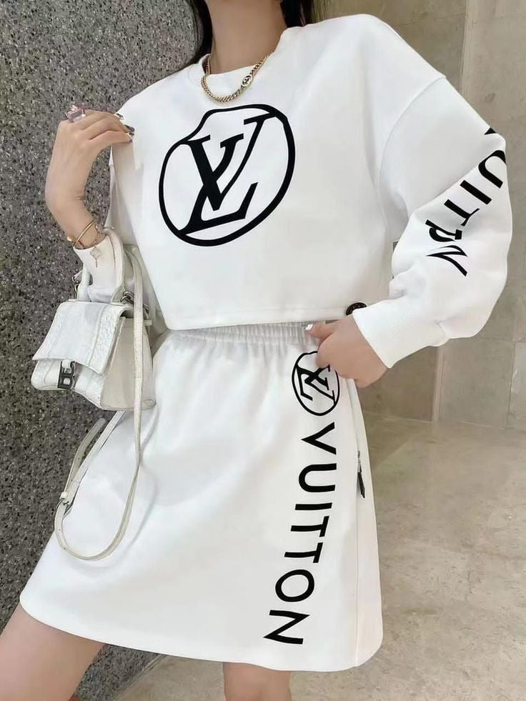 Summer long-sleeved top skirt suit 25041602