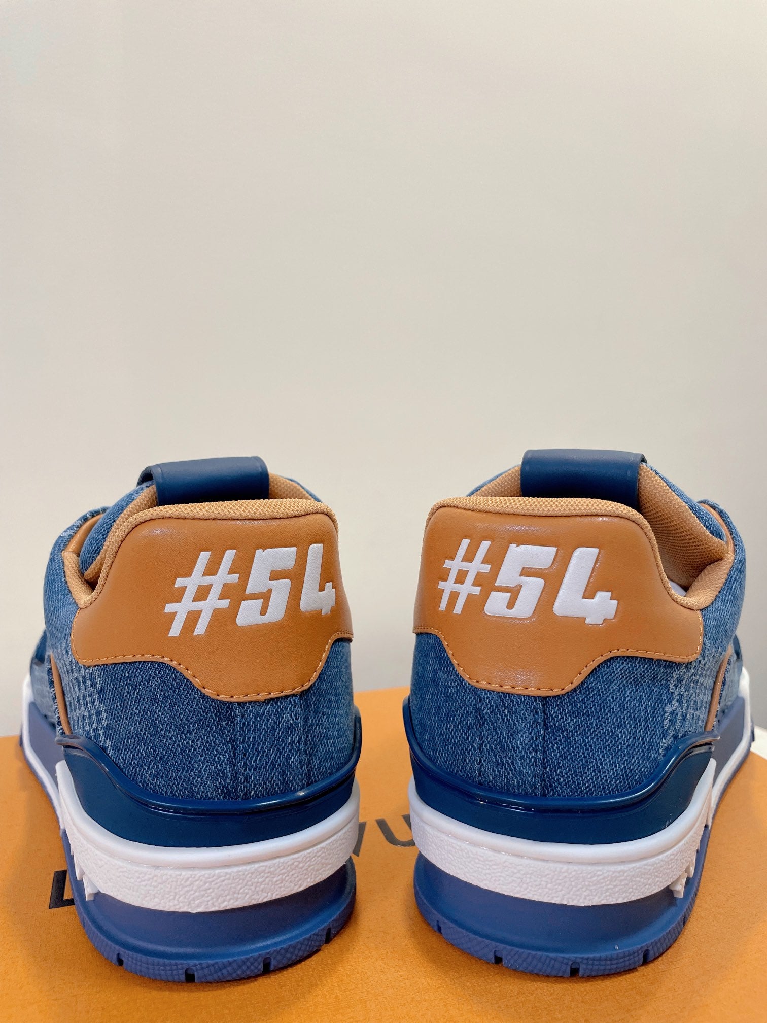 L Trainer Sneaker 1824120912