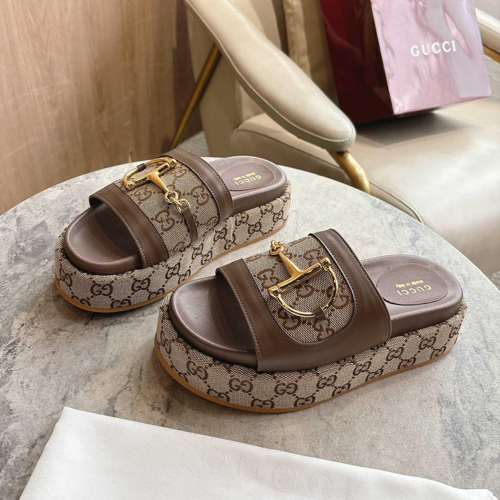 saddle buckle thick-soled slippers 0725101409