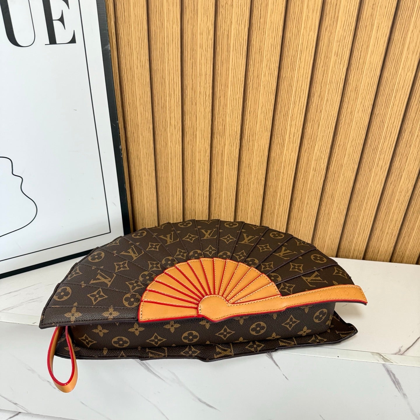 Classic Personalized Fan-Shaped Bag 1026070303