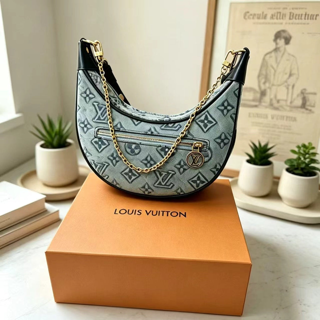 Stylish and Versatile Denim Bags 1026070302