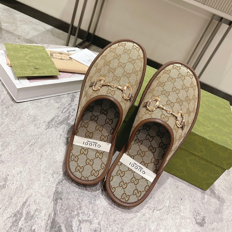GC  couple slippers-01