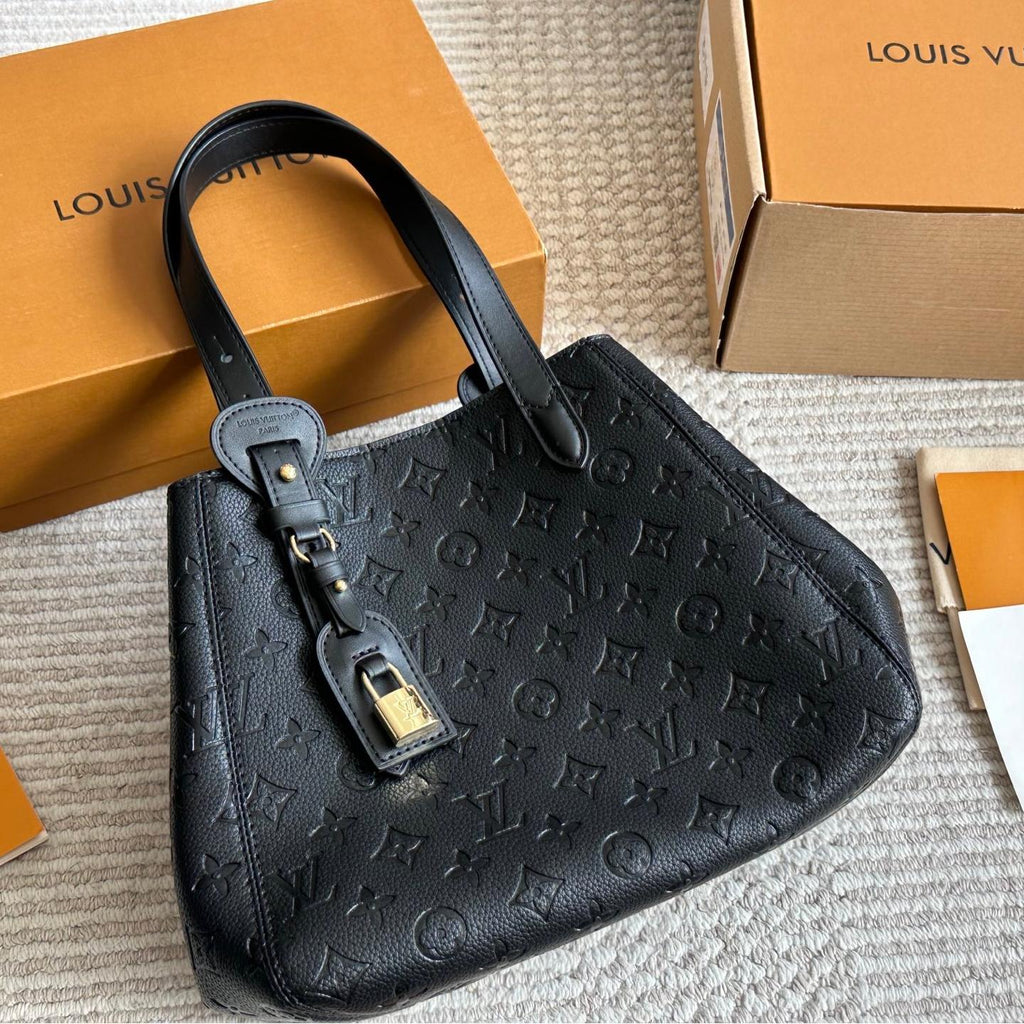L classic and fashionable printed Tote bag 0725091704