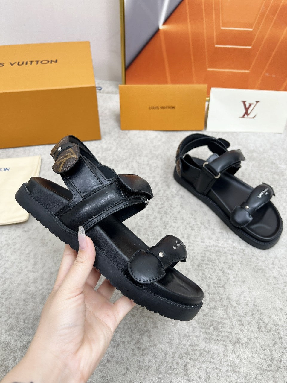 Lvv25ss new printed sandals 0725072105
