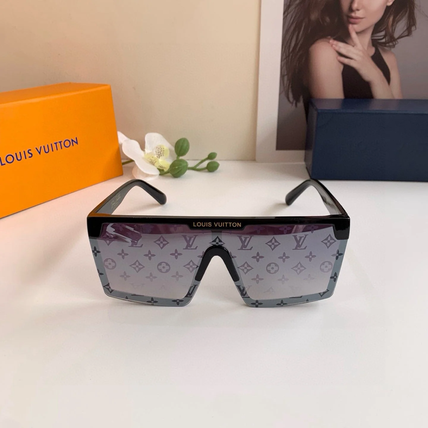 Luxury Limited-Edition Sunglasses 0726080403