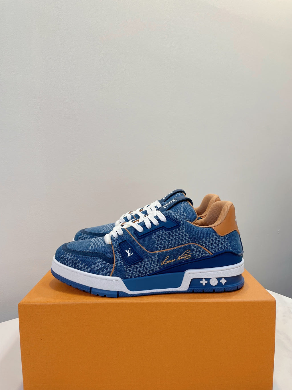 L Trainer Sneaker 1824120912