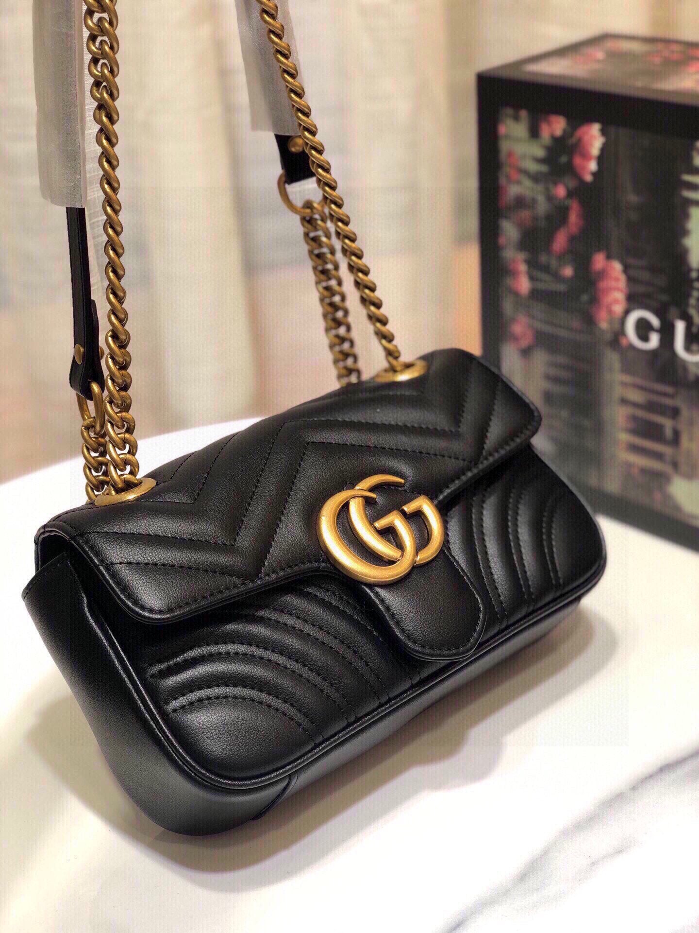 22CM Leather Marmont Chain Shoulder Bag XC1623071705