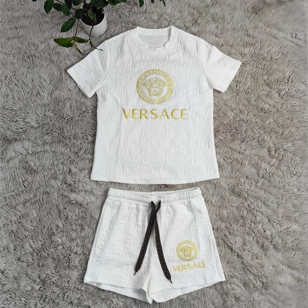Fashion Trend New Embossed Short Sleeve Shorts Suit 1024062107