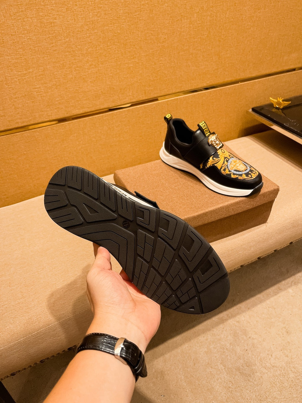VS Men's Fashion Sneakers 072605806