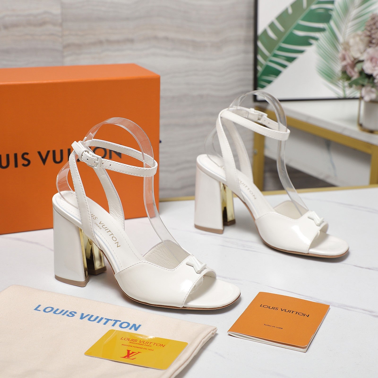 L 25ss new high-heeled sandals 0725102305