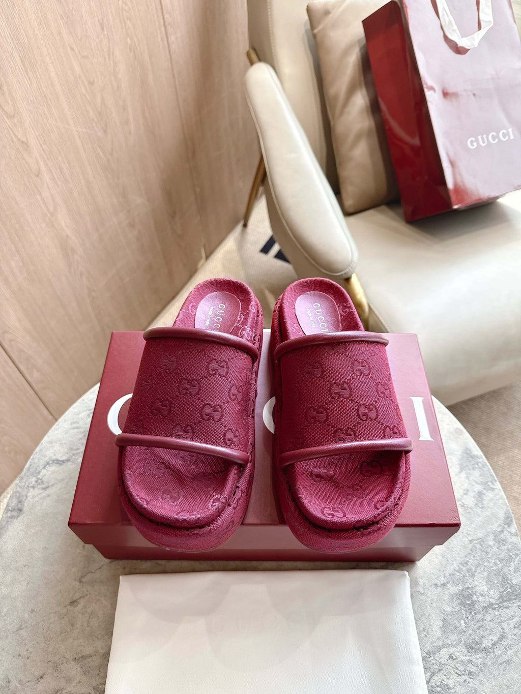 saddle buckle thick-soled slippers 0725101409