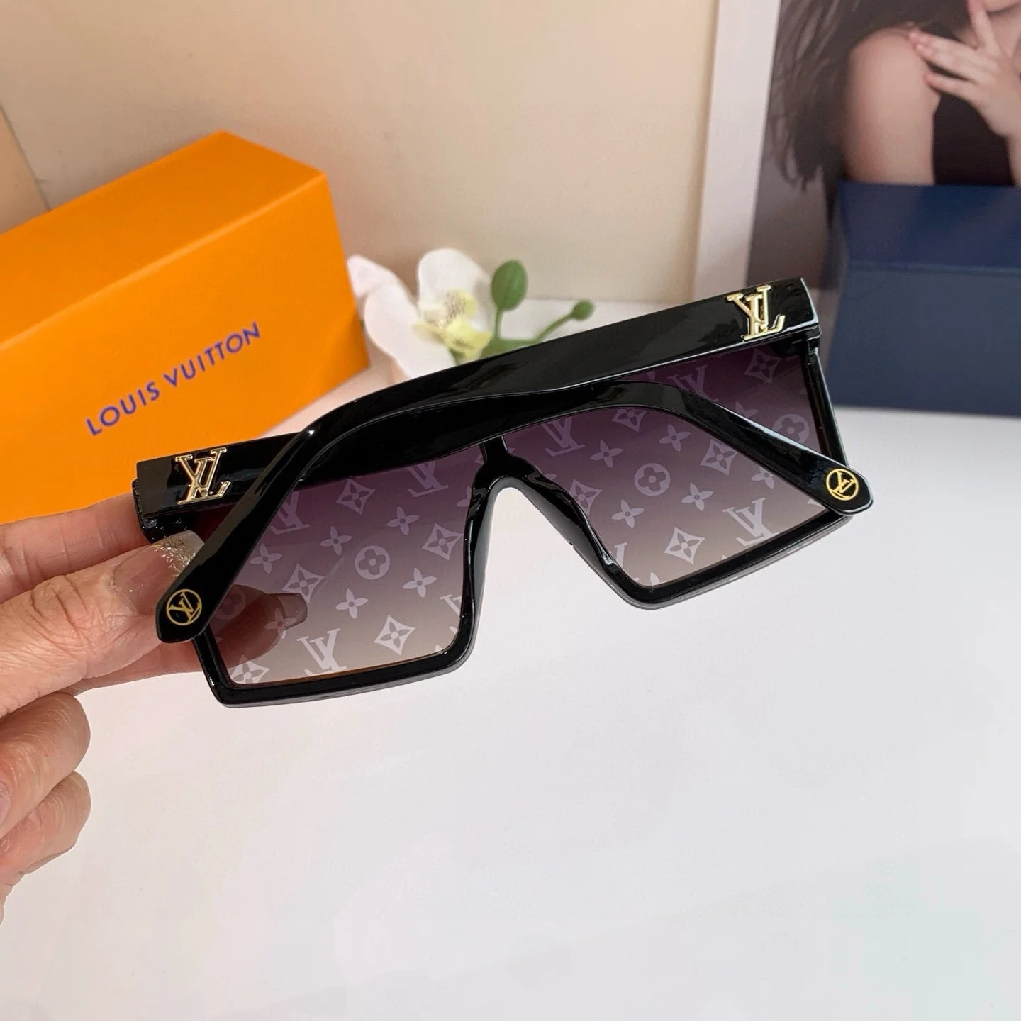 Luxury Limited-Edition Sunglasses 0726080403